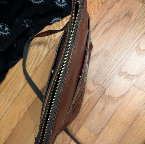 Patricia aka Patsey Nash Leather Purse - Picture 12 of 14